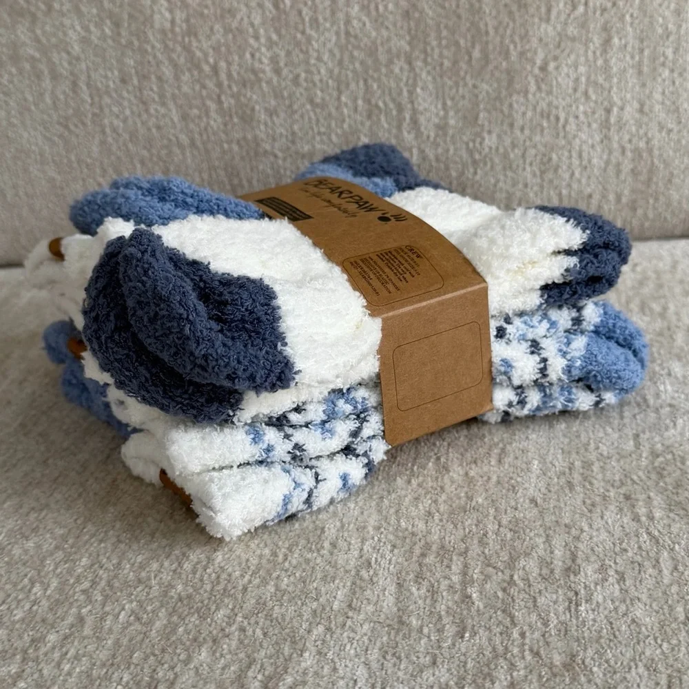 BearPaw Blue and White 4pk Cozy Socks, Sz 9-11